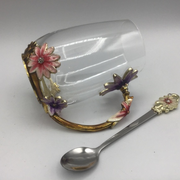 Coffee or Tea Mug Flowers Enamel Clear Glass Mug with Handle and Spoon. - Picture 4 of 6